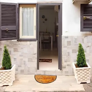 Maurizio E Alessia House , Nápoles Italia